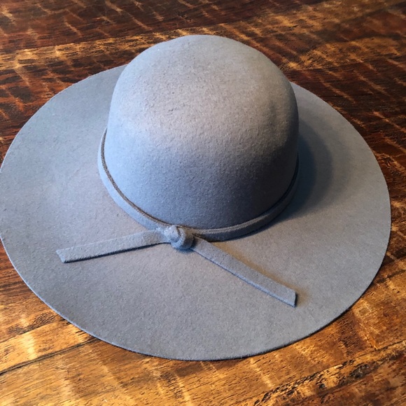 Rue21 Accessories - Boho Lavender Felt Hat